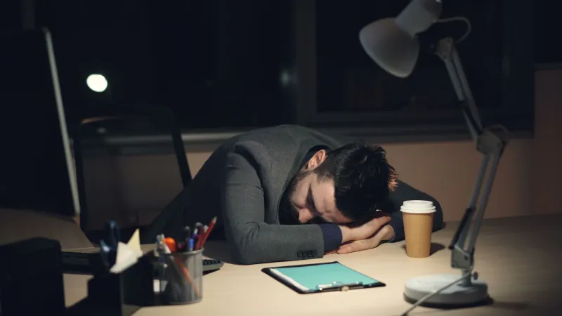 Still at Your Desk with a Fever? Here's When to Step Outside and Get Checked
